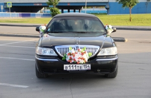 Аренда Lincoln Town Car Limousine в Новосибирске